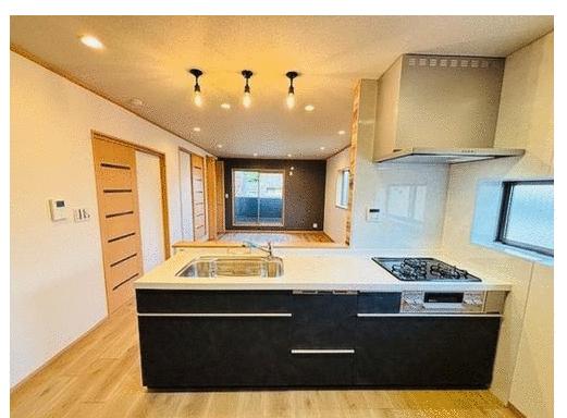 キッチン／システムキッチン新調　食洗器あり　キッチンパネル新調