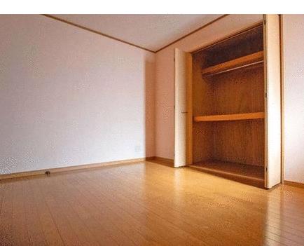 リビング以外の居室／洋室