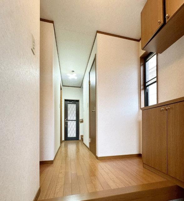 玄関／玄関　廊下　シューズボックス