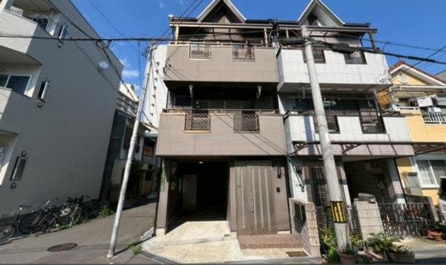 現地（外観）／北西角地　重量鉄骨造　陽当たり　通風　良好です
