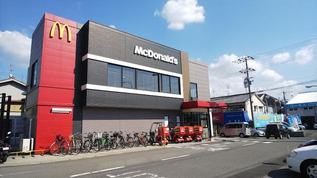 マクドナルド外環四条畷店 (37m)