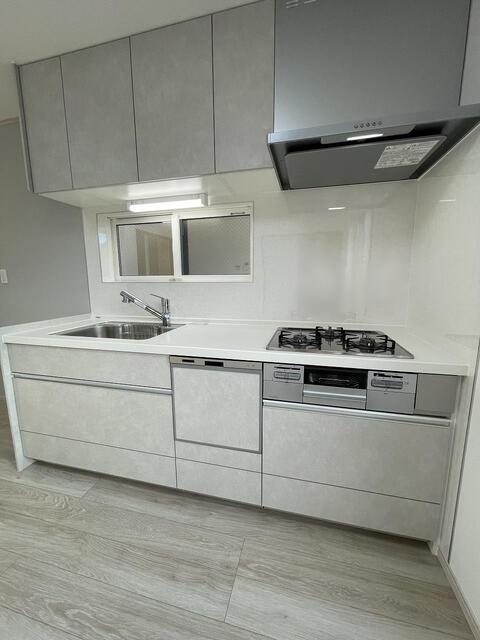 キッチン／同仕様の施工例。食洗器付きです。