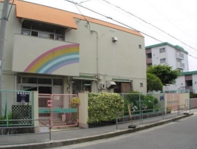 東中浜ひばり保育園 (160m)