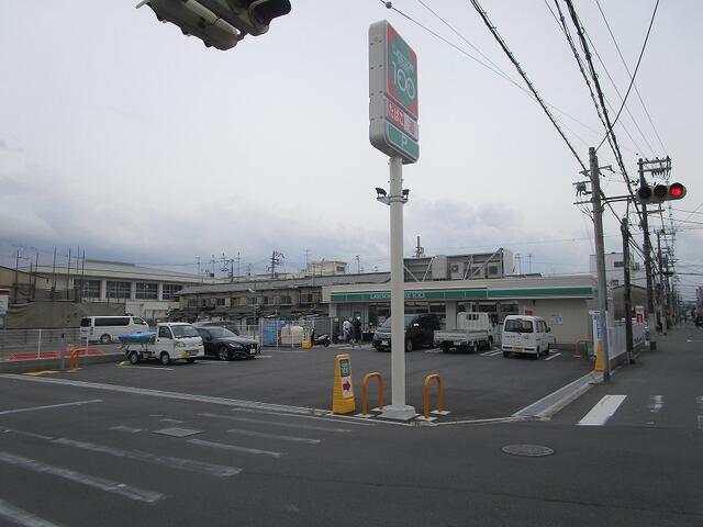 ローソンストア１００住道矢田二丁目店 (590m)