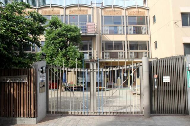 育和白鷺学園 (470m)