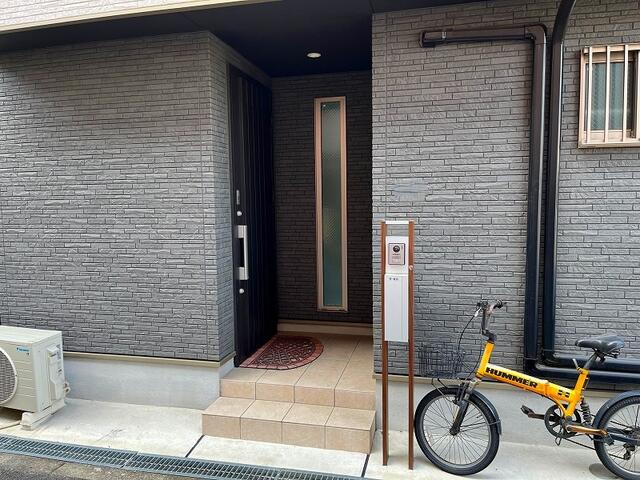 玄関／玄関は南側にあります。