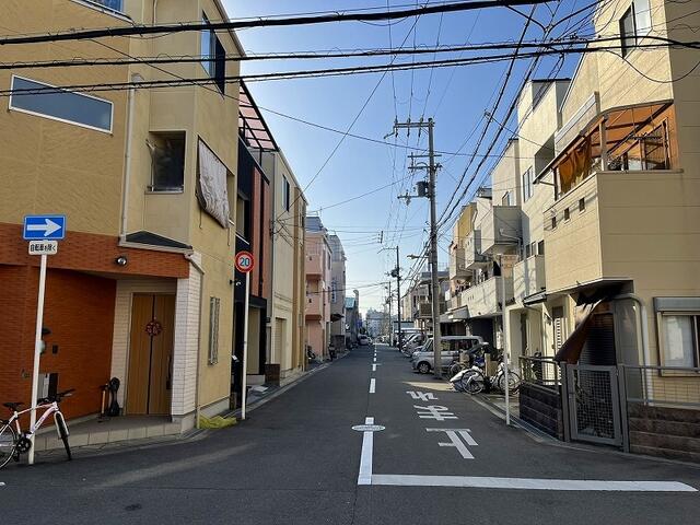 北側道路は約６ｍです。
