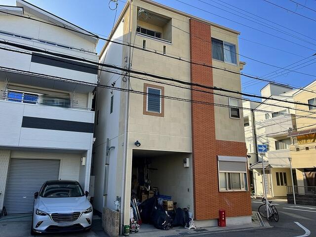 現地（外観）／外観東面　約８ｍ×約６ｍ道路の北東角地につき、陽当り・通風良