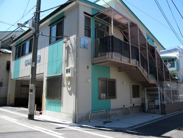 松の実保育園 (300m)