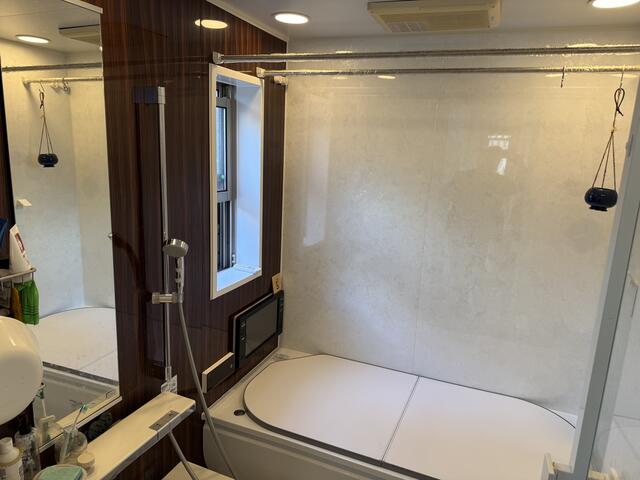 浴室／１６２１サイズの浴室。広々としている上に浴室ＴＶまでついてお／撮影日2026-03-06