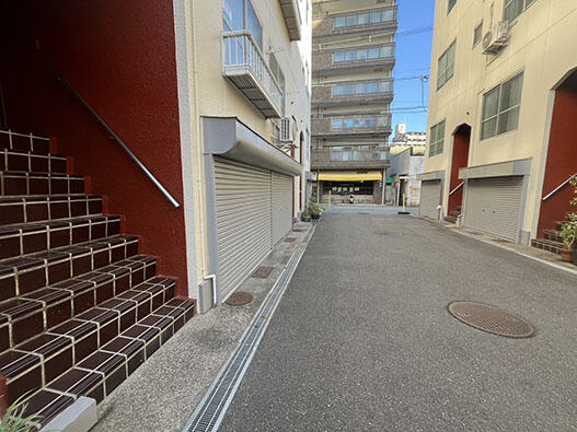 現地（駐車場）