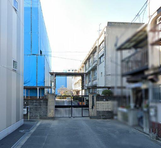 大阪市立住之江中学校 (800m)