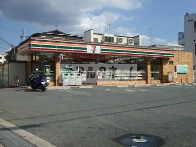 セブンイレブン柏原国分本町店 (446m)