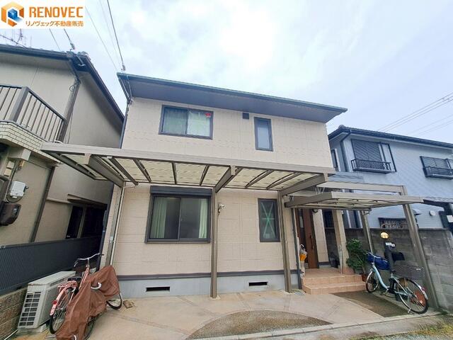 現地（外観）／◆街並みにマッチした外観◆近くには商業施設があり、生活必需品