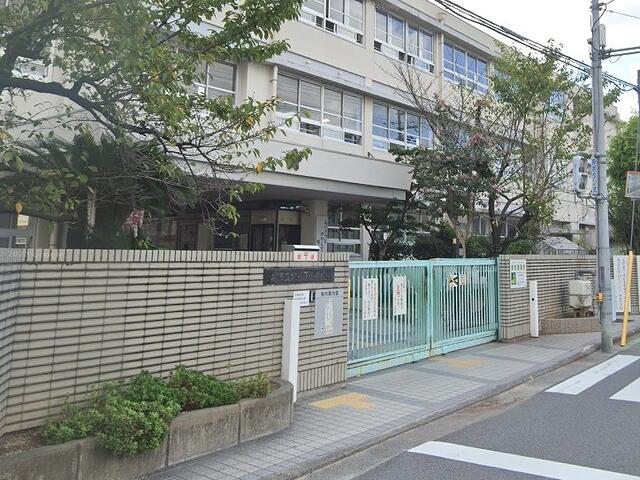 堺市立北八下小学校 (1,600m)