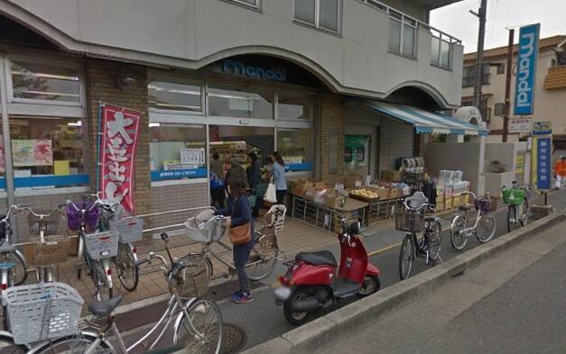 万代藤井寺店 (632m)