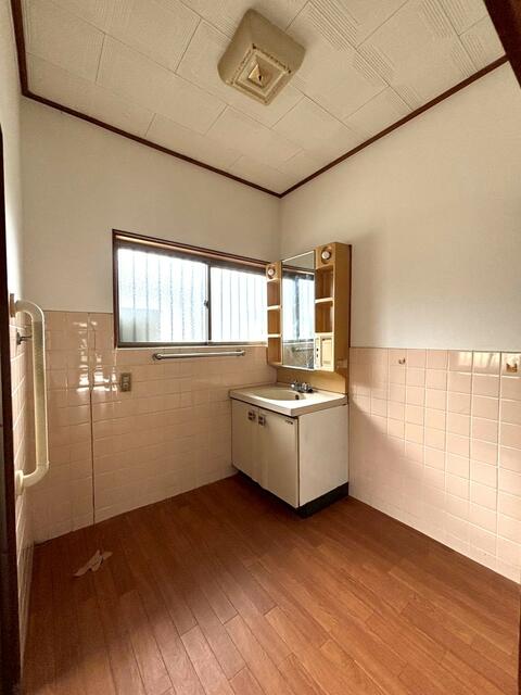 detached 大阪府泉佐野市南中安松