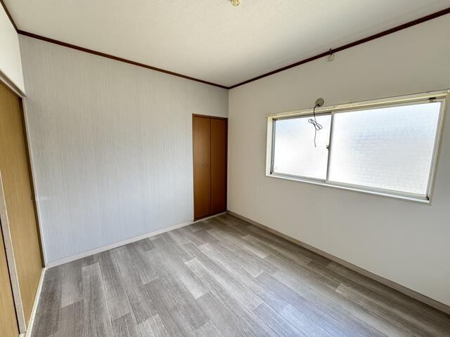 リビング以外の居室／お持ちの家具の配置を考えると洋室のお部屋が暮らしやすいという／撮影日2025-02-20