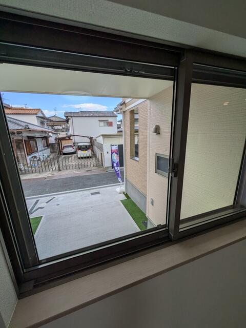 リビング／リビングから、駐車場がこんな感じで見えます！