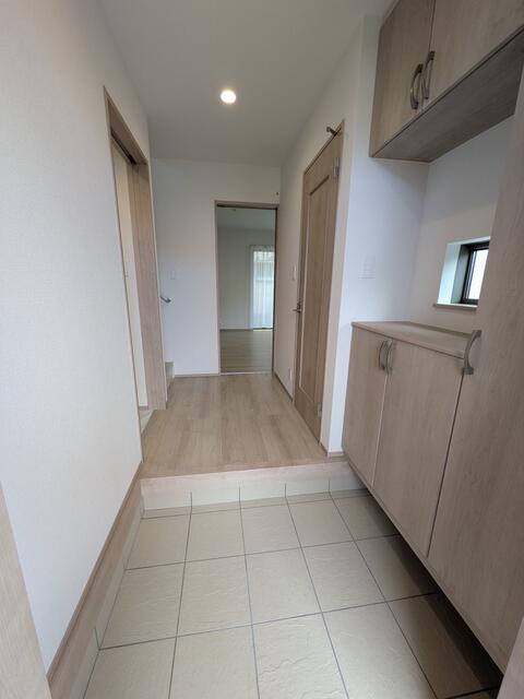 リビング以外の居室／玄関ホール！