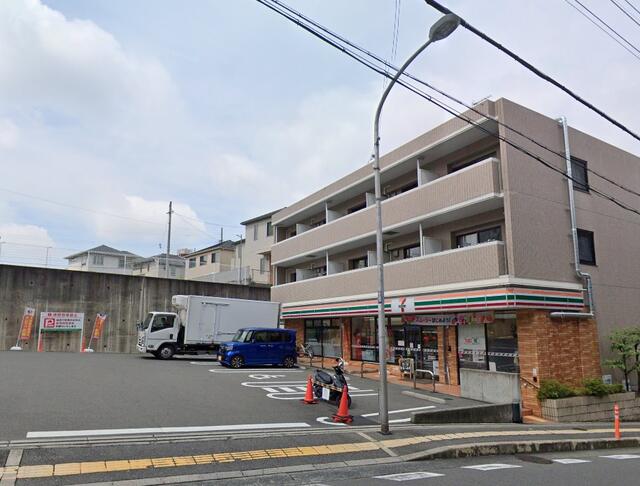 セブンイレブン枚方東中振2丁目店 (185m)