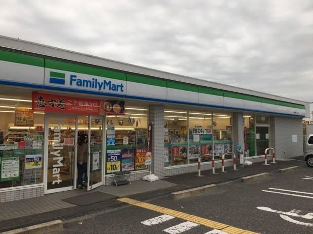 ファミリーマート堺鳳西町二丁店 (526m)