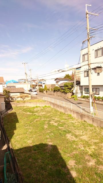 住戸からの眺望／２階から裏側の景色です　建物何もないので開放的で明るいです！