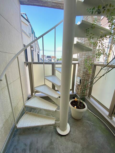 バルコニー／螺旋階段のルーフバルコニーです。