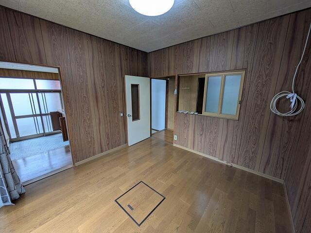 detached 兵庫県洲本市炬口２丁目 地図を見る