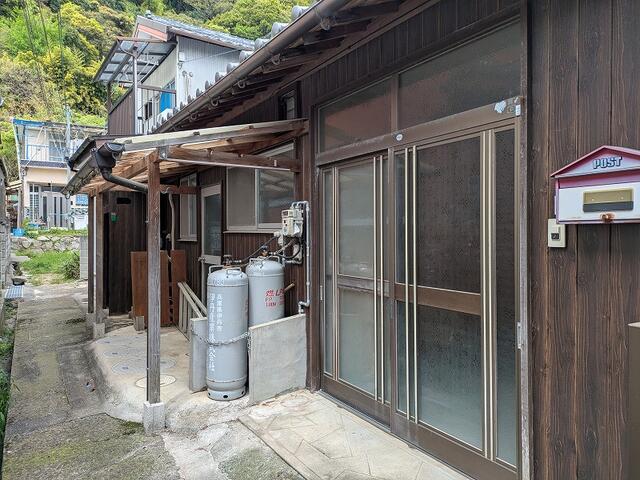 detached 兵庫県洲本市炬口２丁目 地図を見る