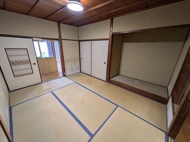 detached 兵庫県洲本市炬口２丁目 地図を見る