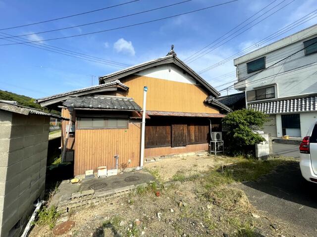detached 兵庫県洲本市千草庚 地図を見る