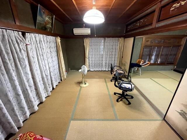 detached 兵庫県洲本市千草庚 地図を見る