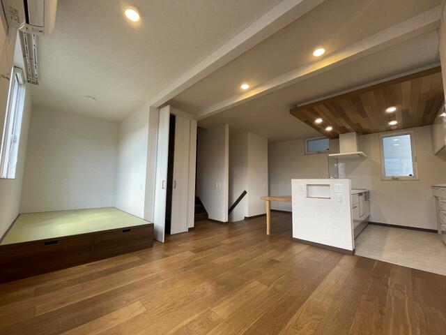 detached 大阪府寝屋川市小路北町 地図を見る