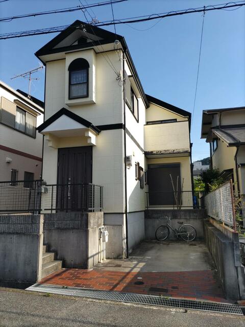 兵庫県神戸市の一戸建て | 1150万円 | 4LDK | 101.62m² | Akiyama house finder