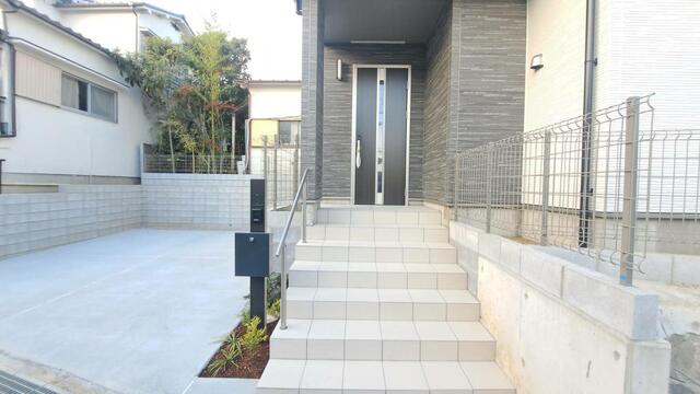 detached 大阪府箕面市新稲６丁目