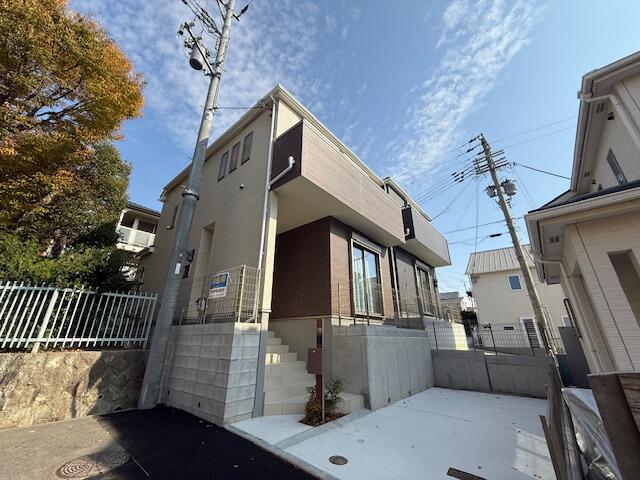 兵庫県神戸市の一戸建て | 3390万円 | 3LDK | 85.02m² | Akiyama house finder
