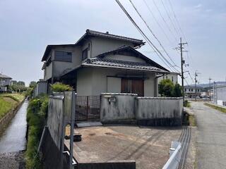 兵庫県丹波篠山市の一戸建て | 850万円 | 4LDK | 244m² | Akiyama house finder