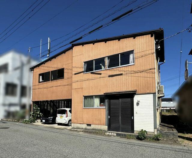 house for sale in Toyooka, Hyogo | ¥6,500,000 | 4LDK | Akiyama house…