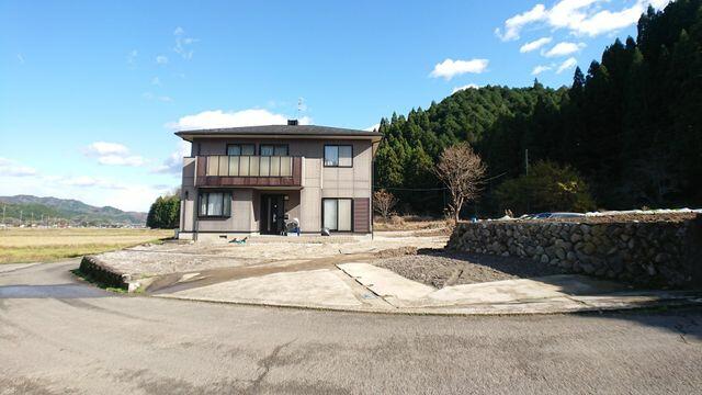 house for sale in Toyooka, Hyogo | ¥12,000,000 | 6LDK | Akiyama house…