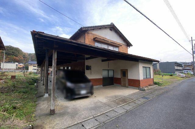 兵庫県豊岡市の一戸建て | 740万円 | ワンルーム | 402.88m² | Akiyama house finder