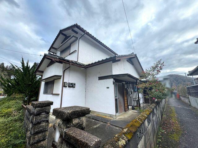 兵庫県朝来市の一戸建て | 450万円 | 4DK | 198.61m² | Akiyama house finder