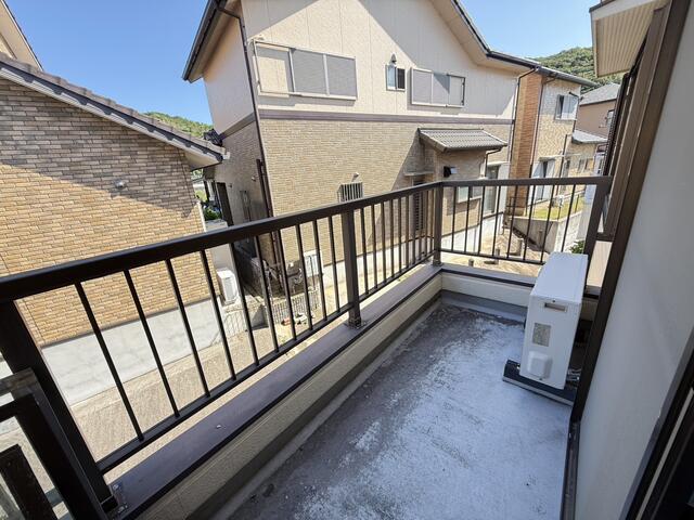 detached 兵庫県洲本市安乎町平安浦 地図を見る