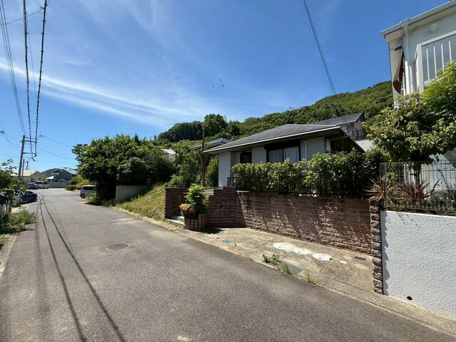 detached 兵庫県淡路市生穂 地図を見る