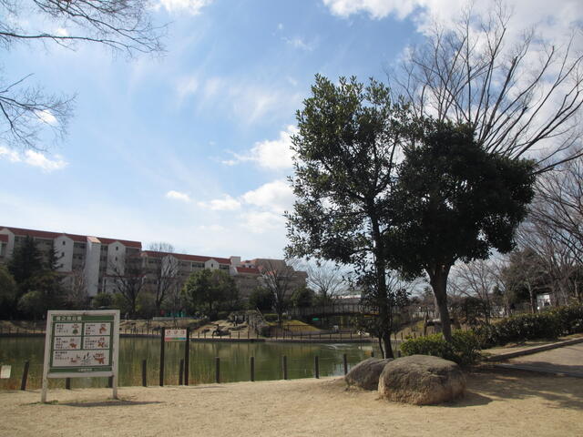 樋之池公園 (1,200m)