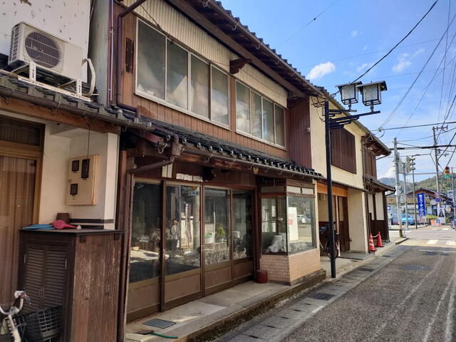 兵庫県豊岡市の一戸建て | 1000万円 | 3DK | 343.77m² | Akiyama house finder