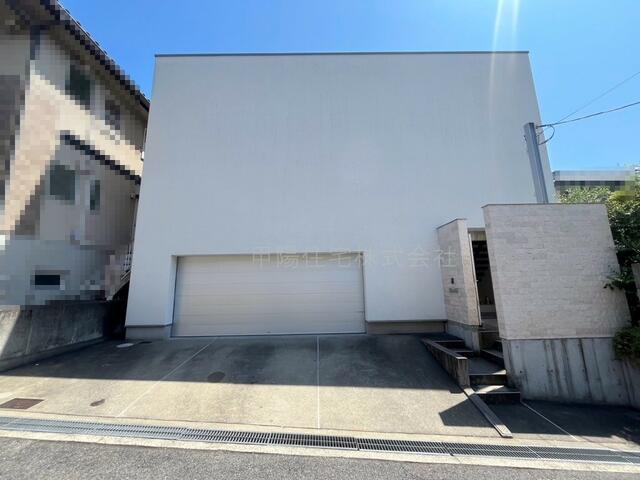 兵庫県西宮市の一戸建て | 9980万円 | 3SLDK | 237.45m² | Akiyama house finder
