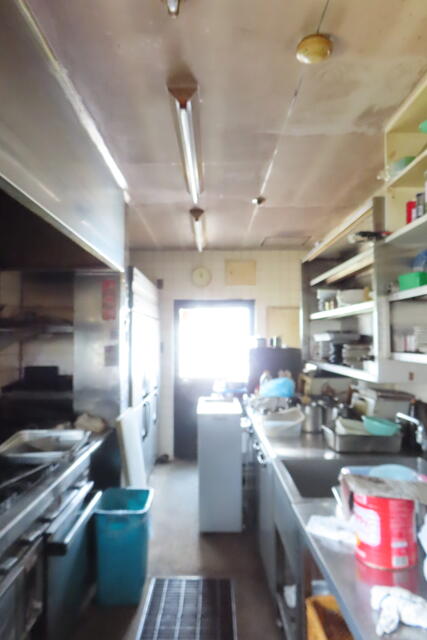 西側厨房／撮影日2025-08-03