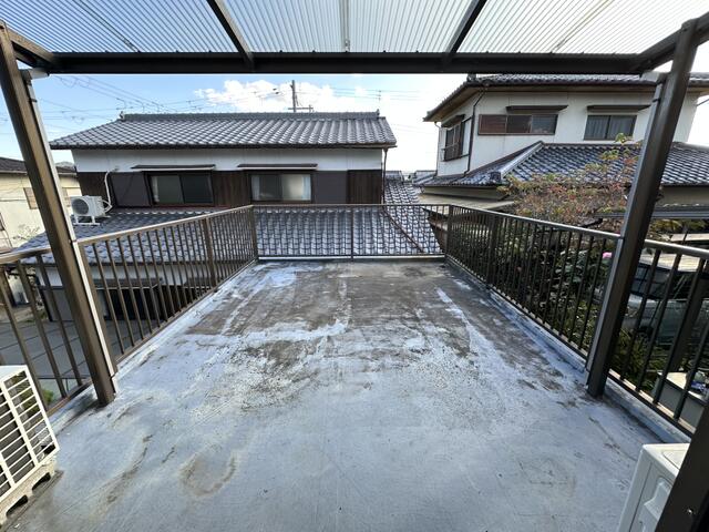 ２階バルコニー