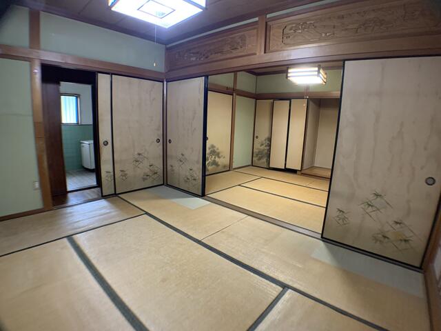 リビング以外の居室／１階和室